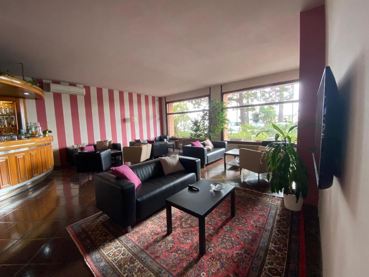 Hotel Kristina Imperia Luaran gambar